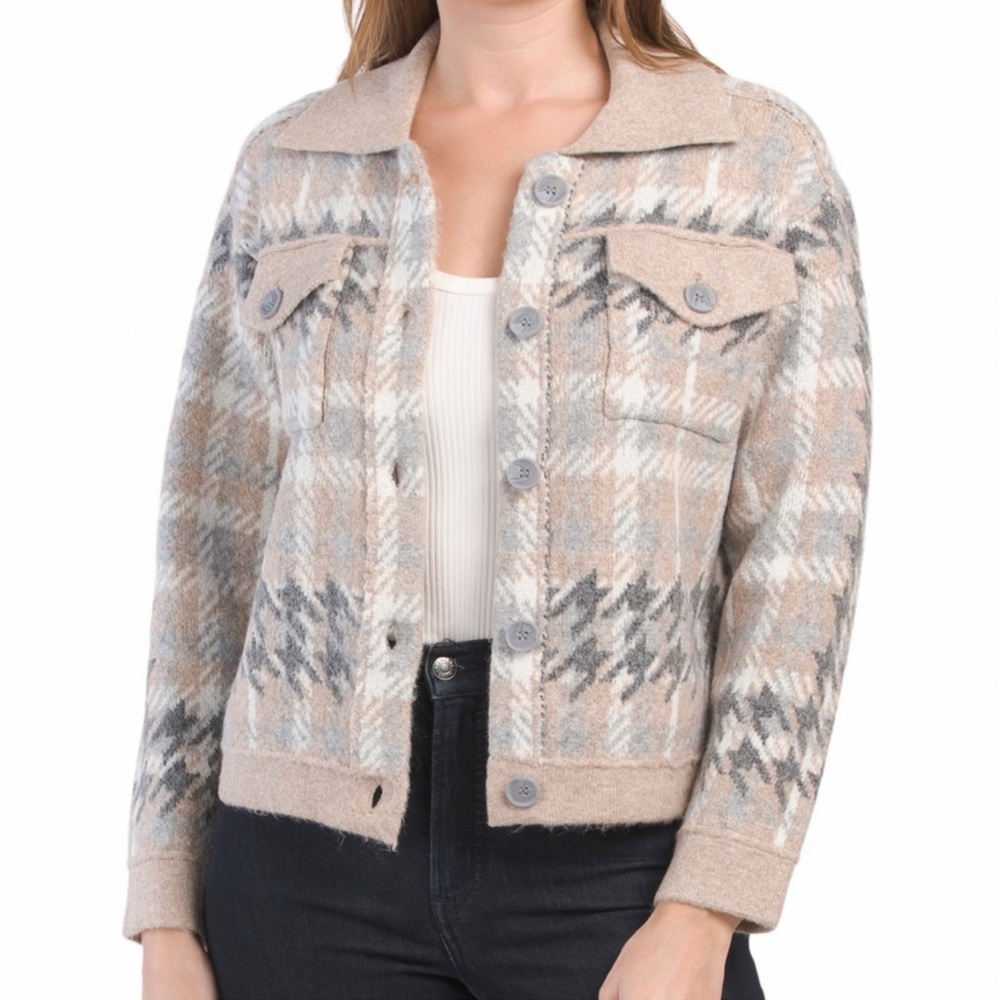 Tahari Shacket